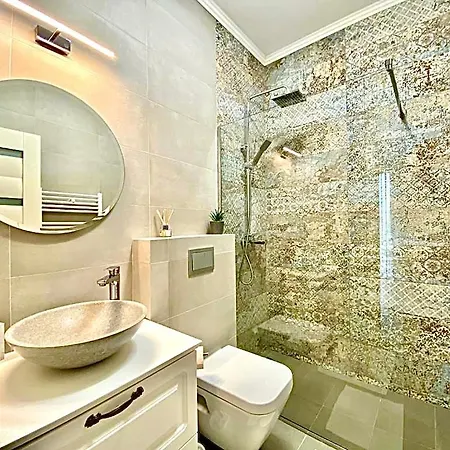 Loft Side Premium Apartments Mamaia Exterior photo