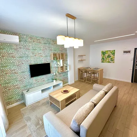 Loft Side Premium Apartments Mamaia Exterior photo