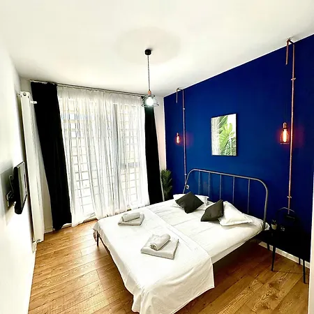 Loft Side Premium Apartments Mamaia Exterior photo