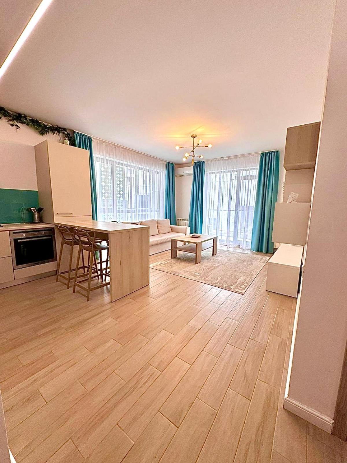 Loft Side Premium